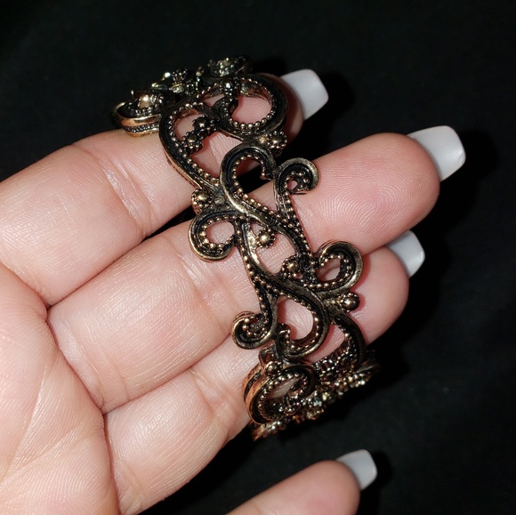 Bracelet - Picture 7 of 8